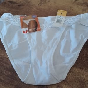 Varasette size 6 white undies